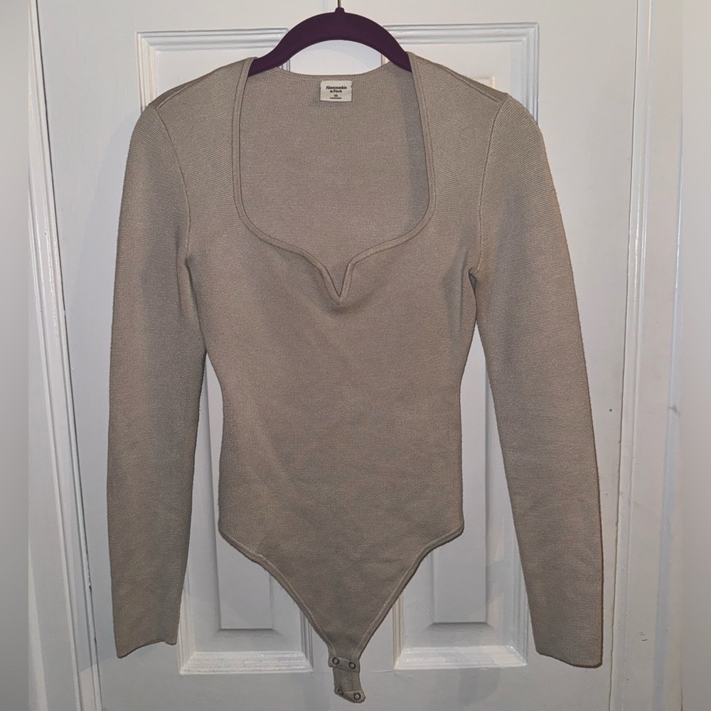Abercrombie & Fitch body suit